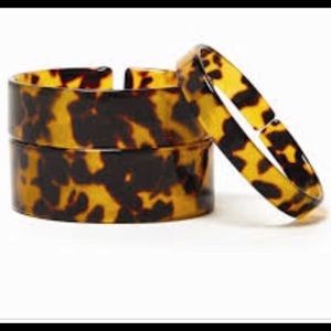 🌴Slim Tortoise Shell Cuff Bracelet